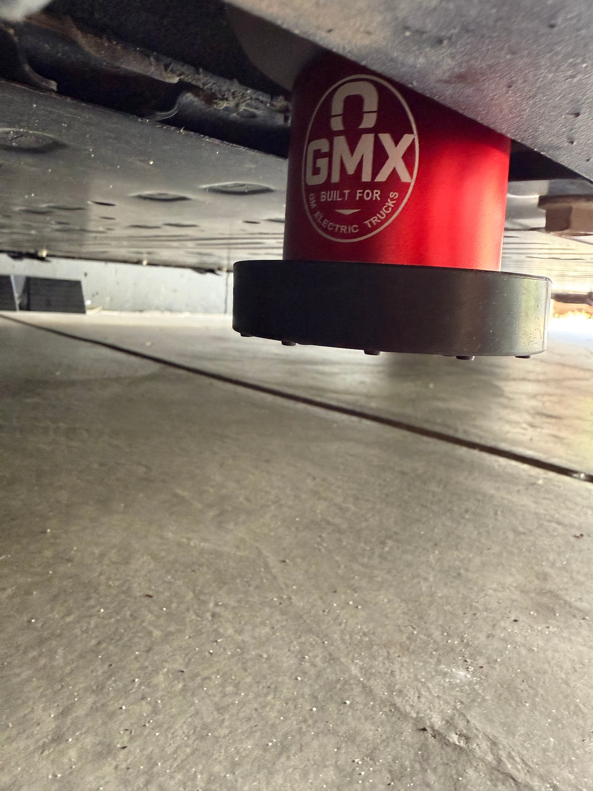 NEW GMX Magnetic Jack Puck (lift adapter) for servicing GM Electric Trucks, IQ's & Hummers