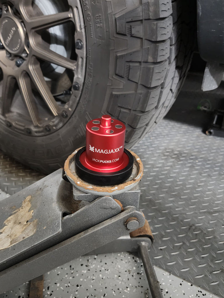 Magnetic Jack Puck (Single Puck) for Rivian R1T & R1S in Rivian Yellow or Radiant Red - Jack Pucks